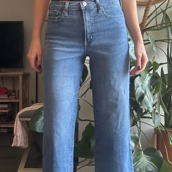 Banana Republic A-Line Jeans - Picture 3 of 6